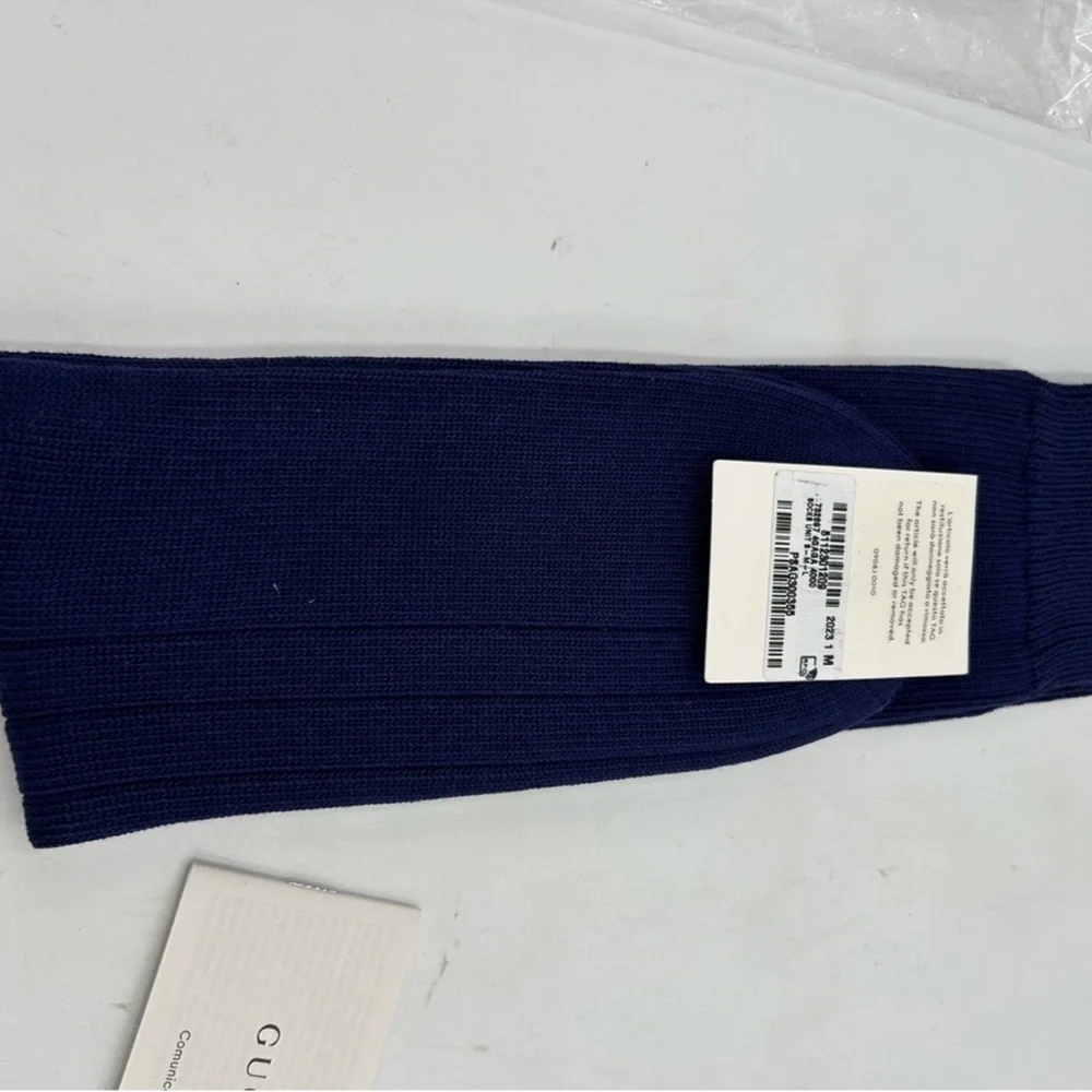 Men’s Gucci intarsia logo socks size medium, made in Italy